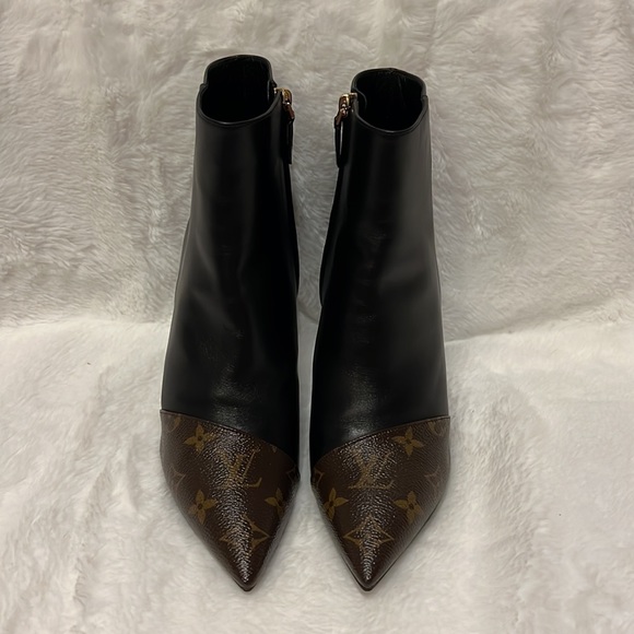 Louis Vuitton Booties - Picture 2 of 11